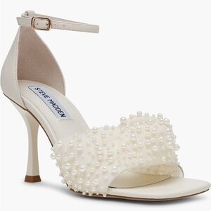 Revolve Steve Madden Assume Pearl Pump